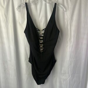 Lilly Pulitzer Isle Lattice Onyx One-Piece Swimsuit Size 8 EUC